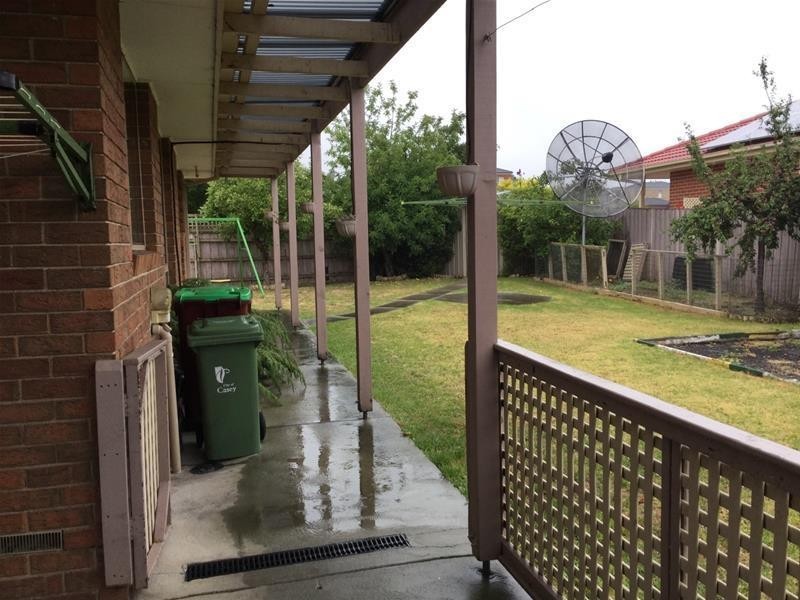 50 Bunbury Avenue, Narre Warren VIC 3805