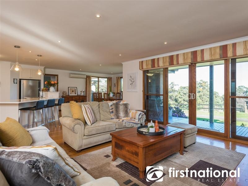 280 Gordon Road, Pakenham Upper VIC 3810