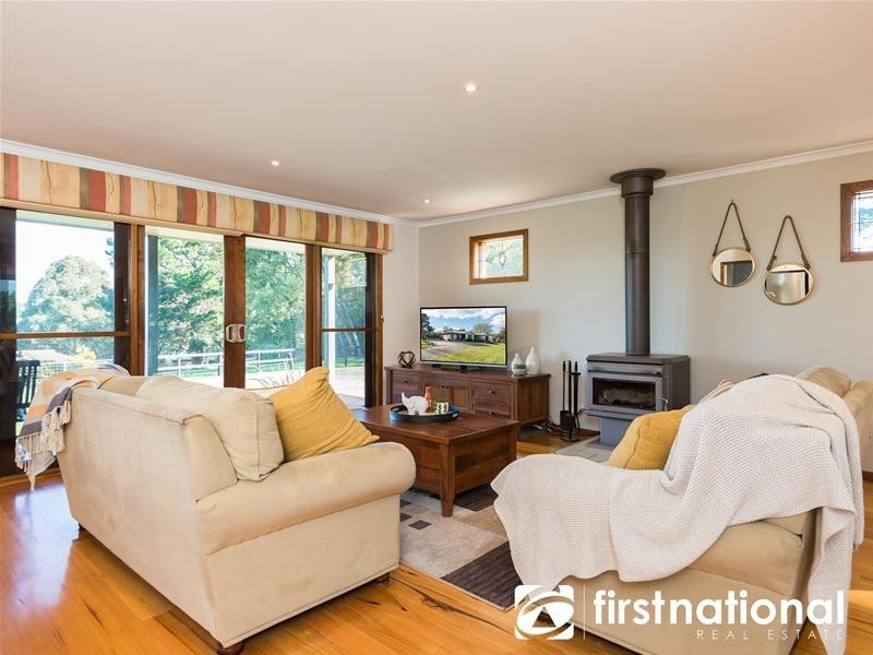 280 Gordon Road, Pakenham Upper VIC 3810