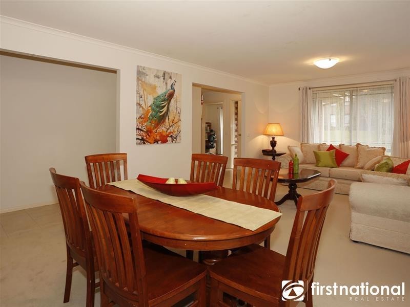 44 Ardblair Terrace, Narre Warren South VIC 3805