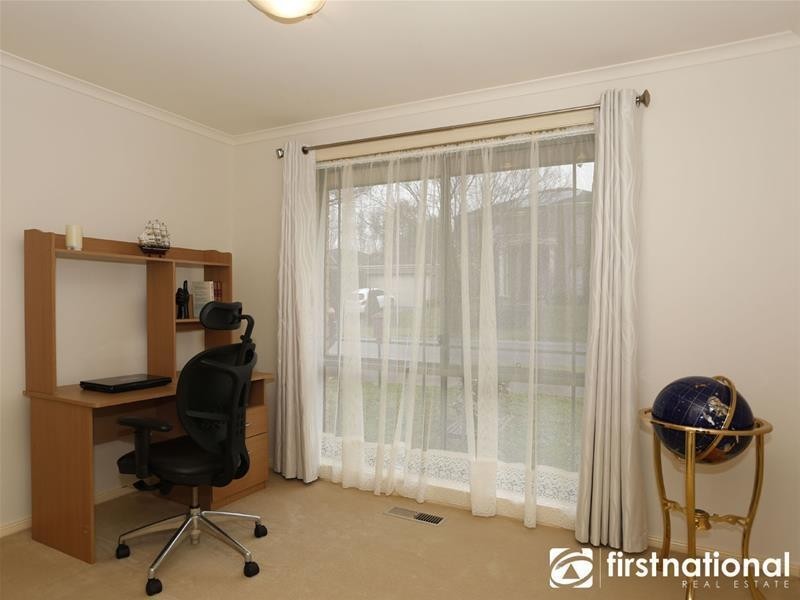 44 Ardblair Terrace, Narre Warren South VIC 3805