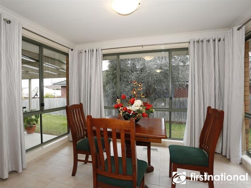 44 Ardblair Terrace, Narre Warren South VIC 3805