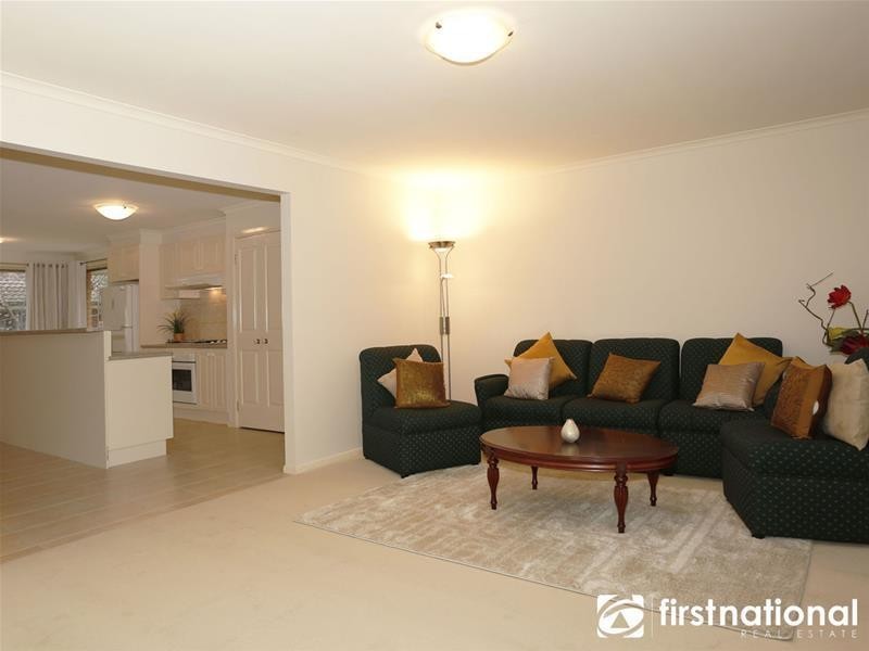 44 Ardblair Terrace, Narre Warren South VIC 3805