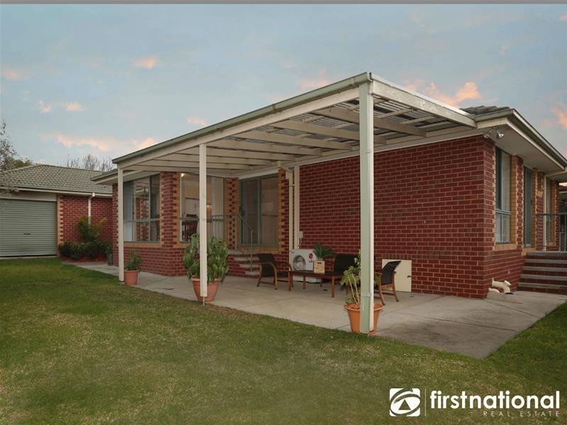 44 Ardblair Terrace, Narre Warren South VIC 3805