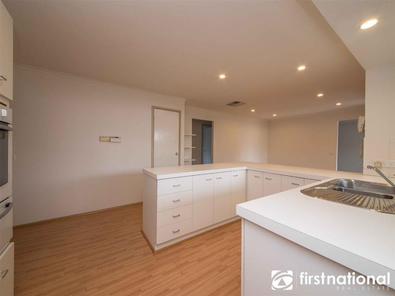 5 Kelburn Road, Berwick VIC 3806