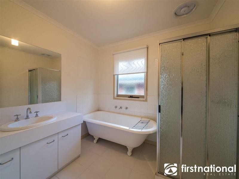 5 Kelburn Road, Berwick VIC 3806