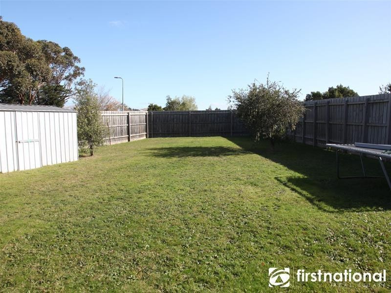 80 Nettle Drive, Hallam VIC 3803