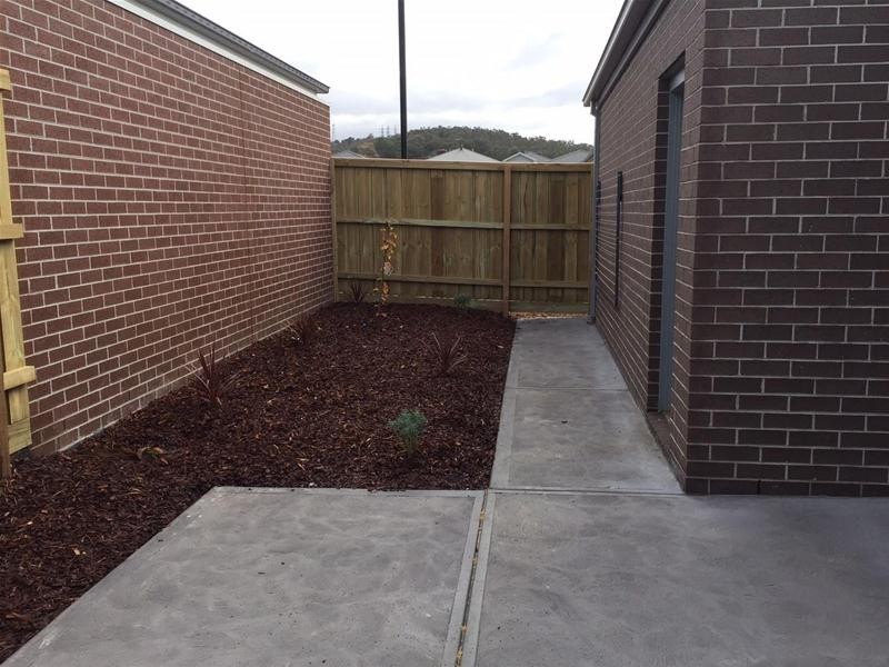 235 (Lot 27) Pink Hill Boulevard, Officer VIC 3809