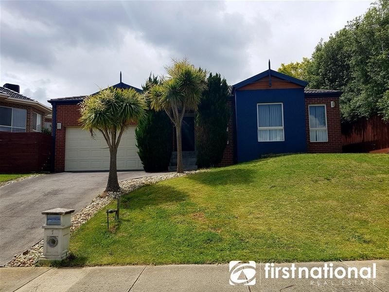 1 Glasshouse Court, Berwick VIC 3806