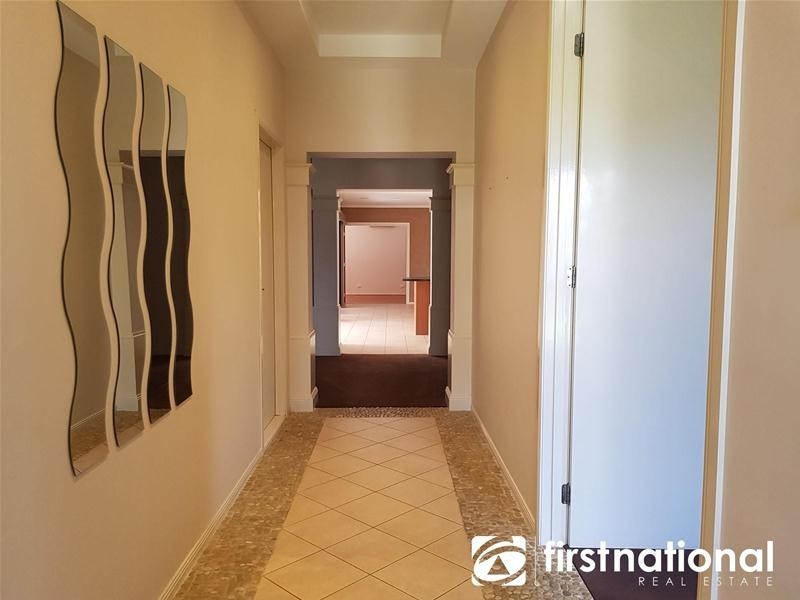 1 Glasshouse Court, Berwick VIC 3806