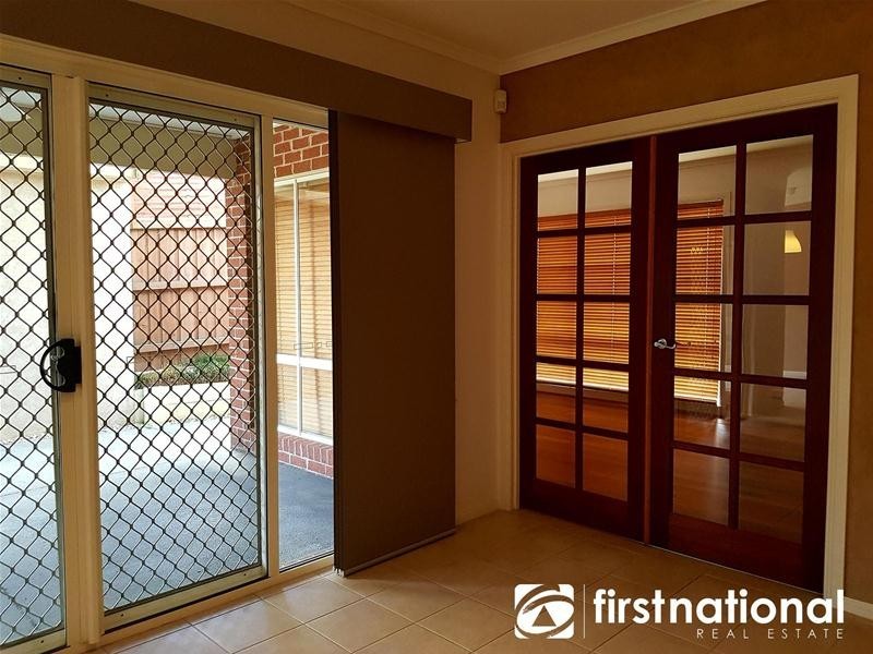 1 Glasshouse Court, Berwick VIC 3806