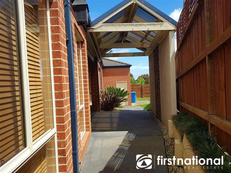 1 Glasshouse Court, Berwick VIC 3806