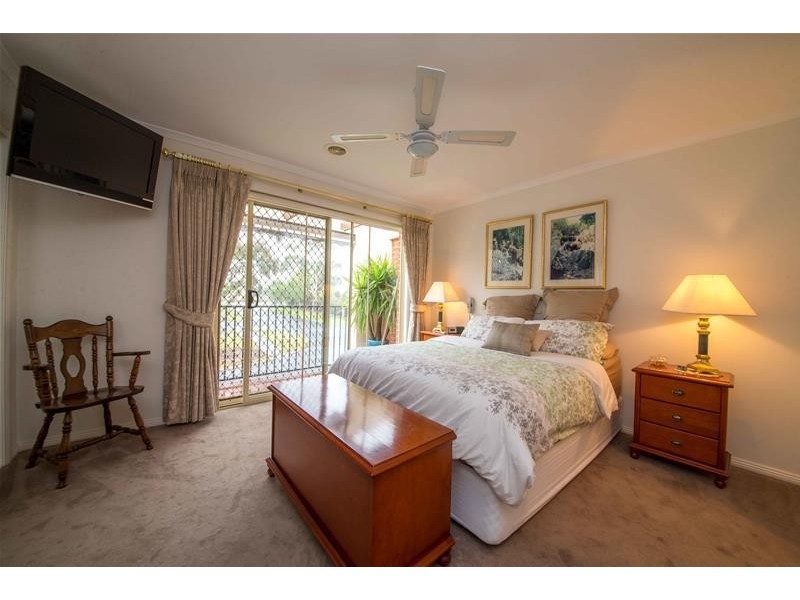 2 Provence Place, Narre Warren South VIC 3805