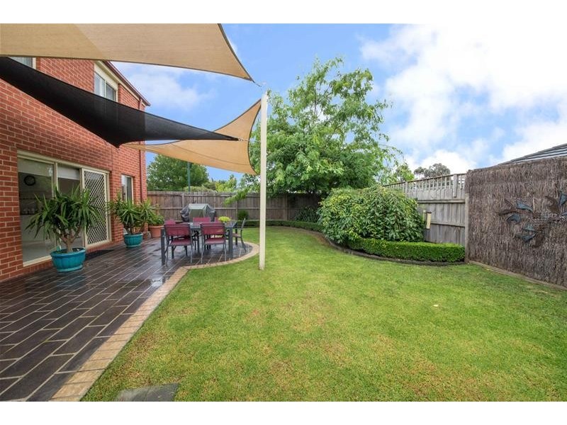 2 Provence Place, Narre Warren South VIC 3805