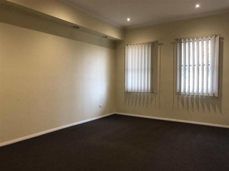 6 Reid Mews, Berwick VIC 3806