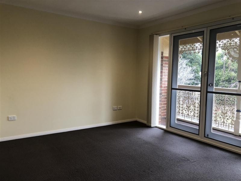 6 Reid Mews, Berwick VIC 3806