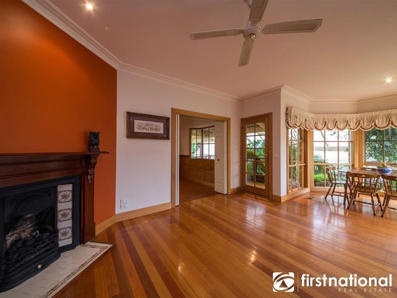 20 Vista Court, Berwick VIC 3806