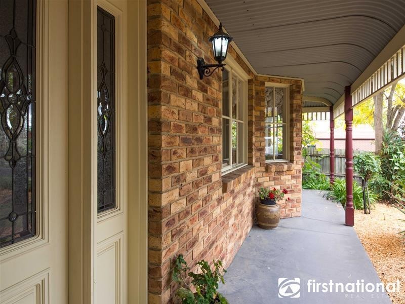 20 Vista Court, Berwick VIC 3806