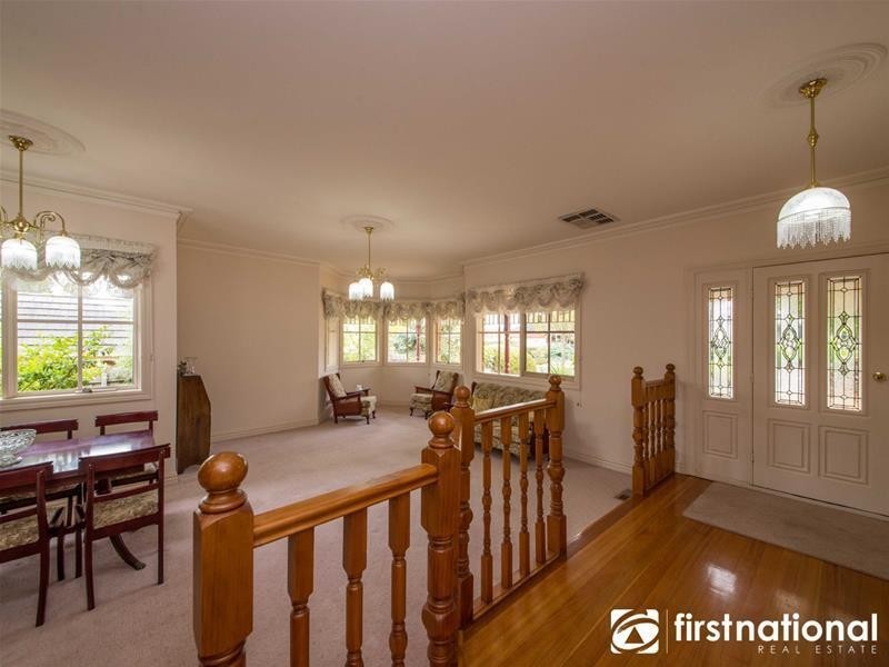 20 Vista Court, Berwick VIC 3806