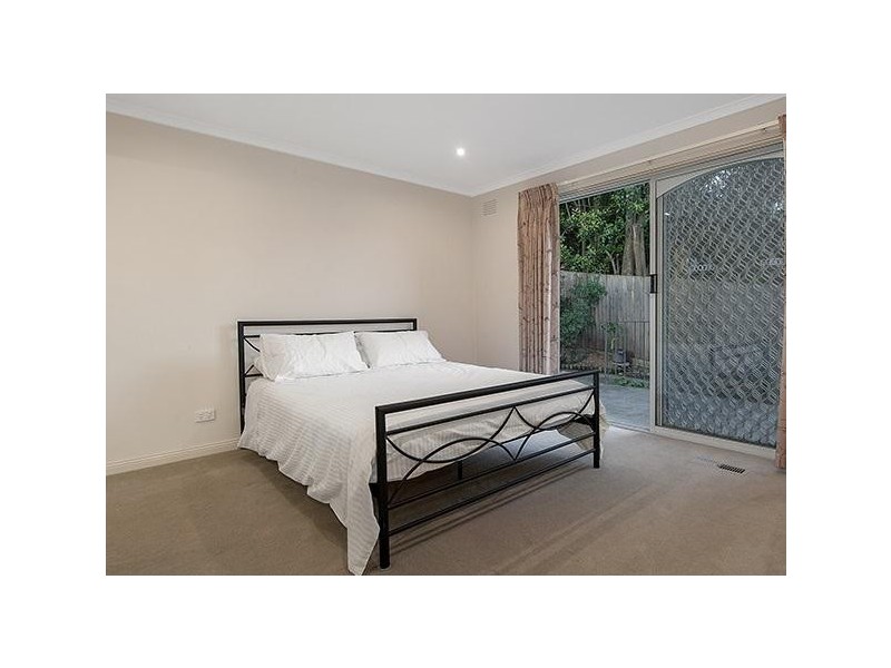 25 McNabb Street, Berwick VIC 3806