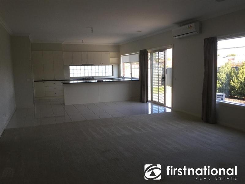 34 Windermere Boulevard, Pakenham VIC 3810
