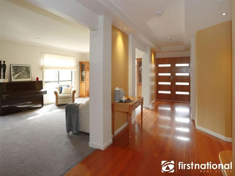 15 Sorrento Avenue, Berwick VIC 3806