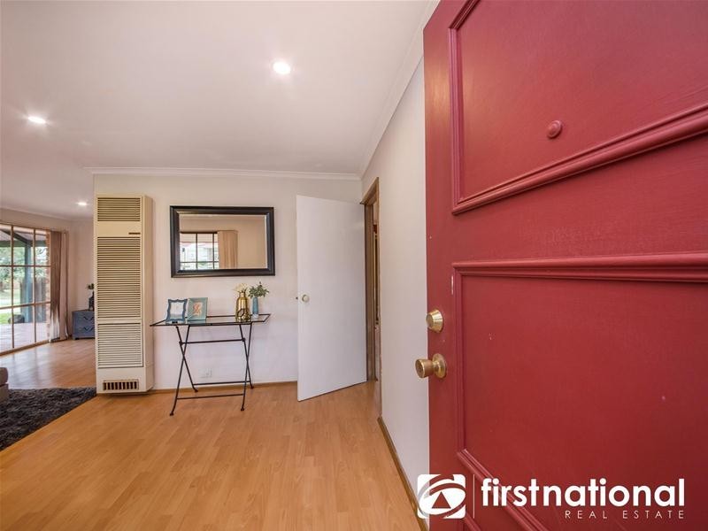 10 Mayruck Rise, Hampton Park VIC 3976
