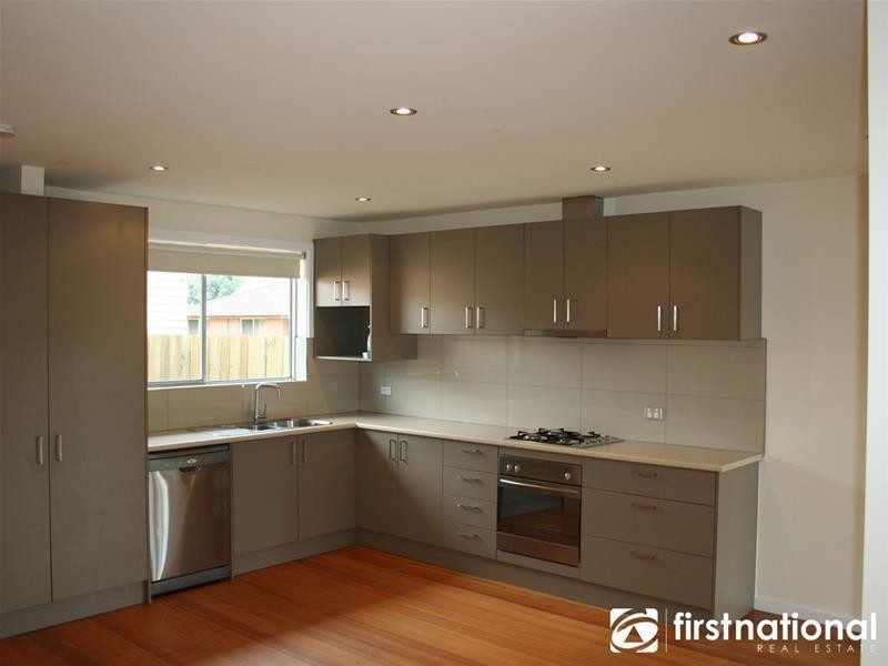 1 Wadsley Avenue, Pakenham VIC 3810