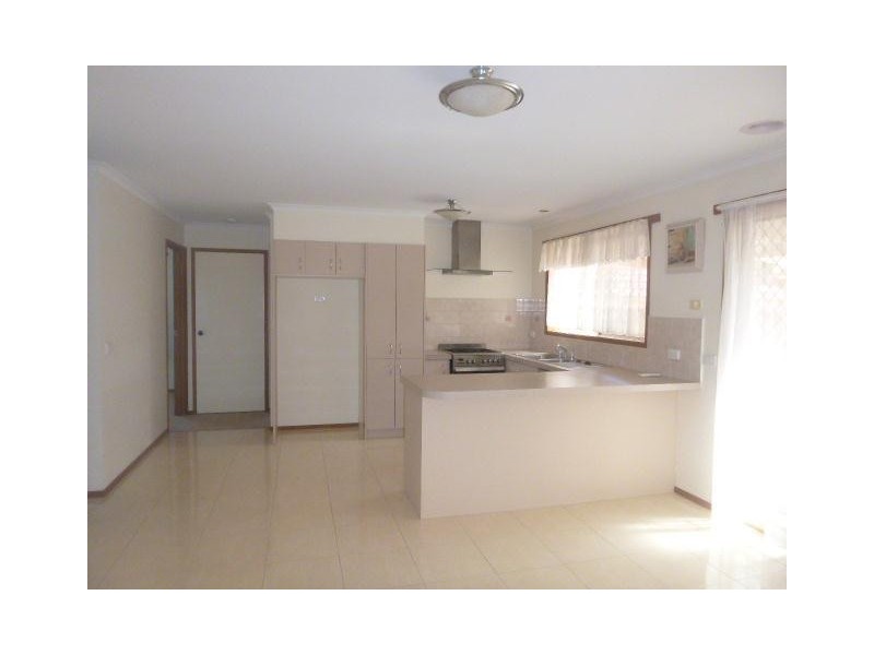 1 Pater Close, Narre Warren VIC 3805