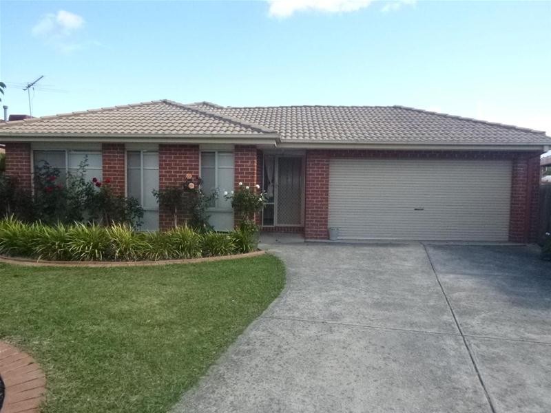 9 Balmaceda Court, Berwick VIC 3806