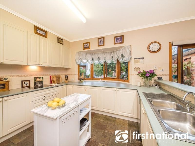 17 Brisbane  Street, Berwick VIC 3806