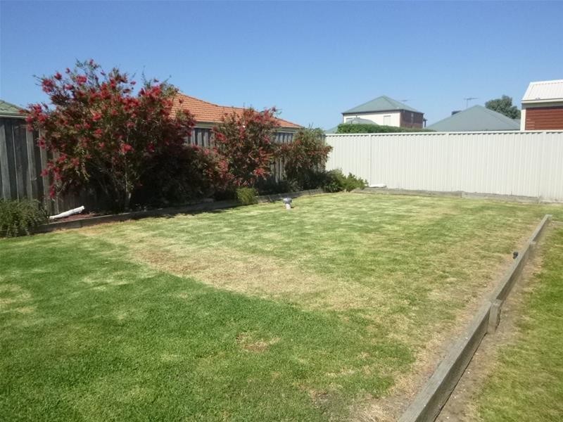 20 Spring Circuit, Pakenham VIC 3810