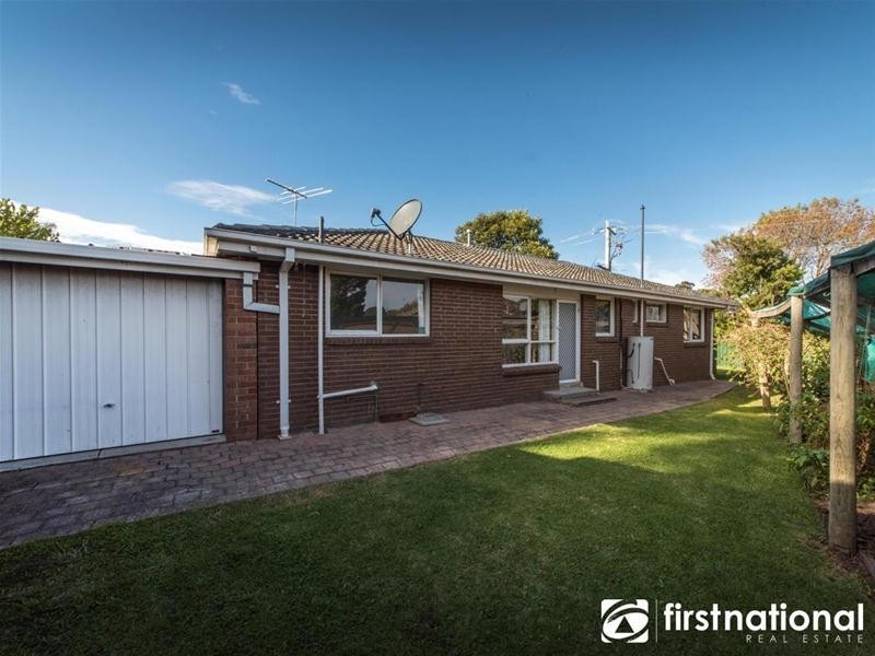 6 Mansfield Street, Berwick VIC 3806