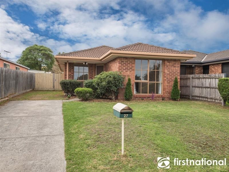 27 Lauren Drive, Hampton Park VIC 3976