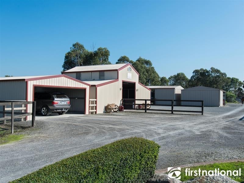 120 Sand Road, Longwarry VIC 3816