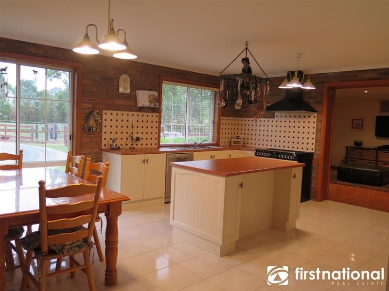 120 Sand Road, Longwarry VIC 3816