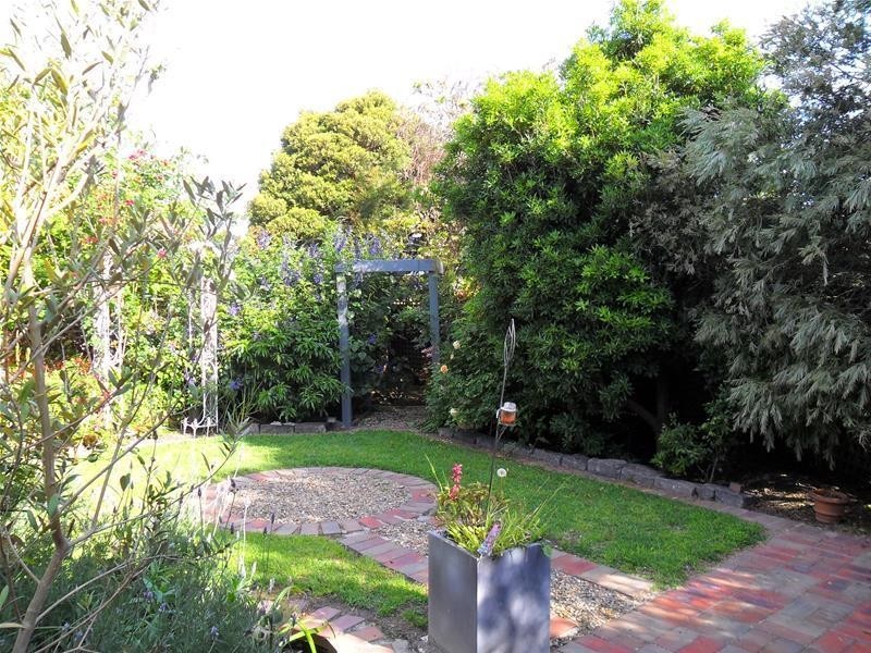 127 Mansfield Street, Berwick VIC 3806