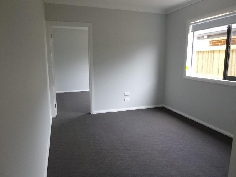 13 Dana Street, Officer VIC 3809