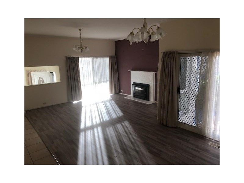 45 Lawrence Drive, Berwick VIC 3806