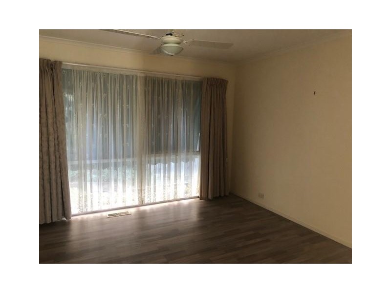 45 Lawrence Drive, Berwick VIC 3806