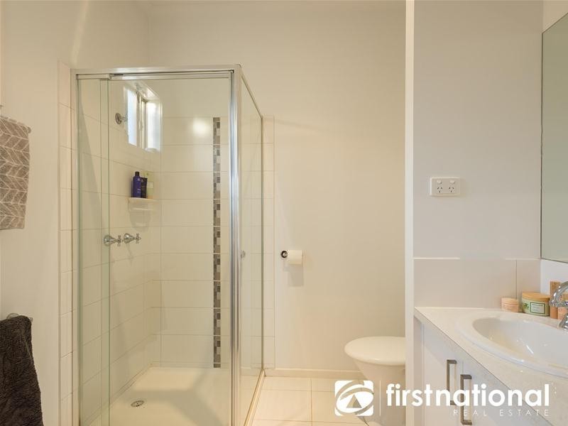 24 Nature Avenue, Officer VIC 3809