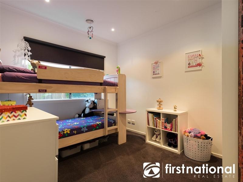 24 Nature Avenue, Officer VIC 3809