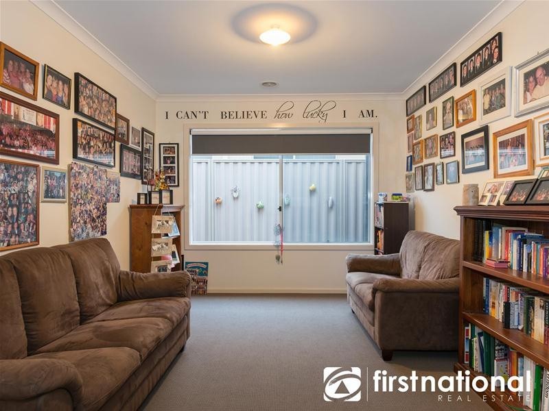 35 Villella Drive, Pakenham VIC 3810