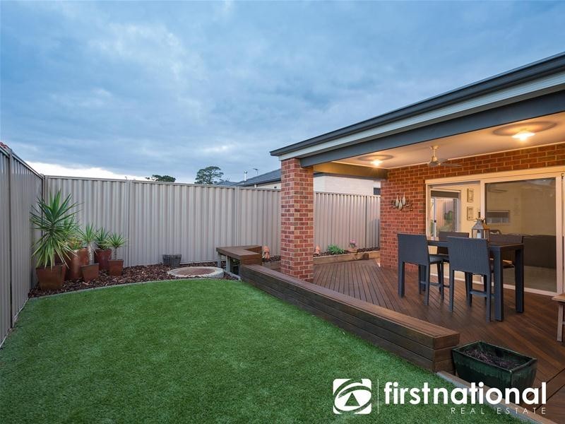 35 Villella Drive, Pakenham VIC 3810