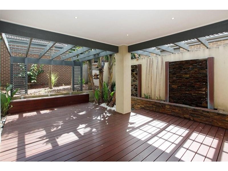 24 Chase Boulevard, Berwick VIC 3806