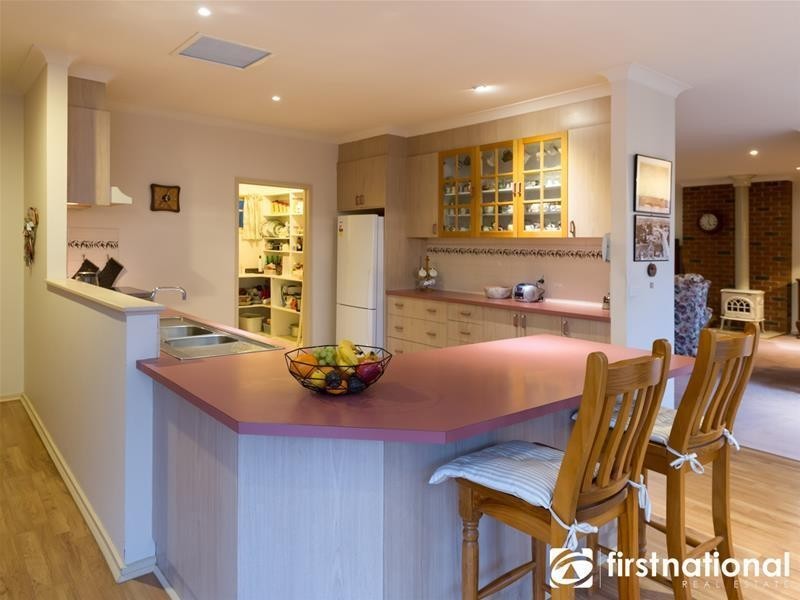 2 Biralee Court, Berwick VIC 3806