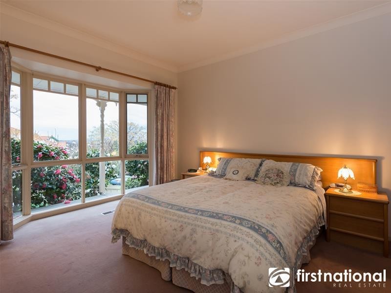 2 Biralee Court, Berwick VIC 3806