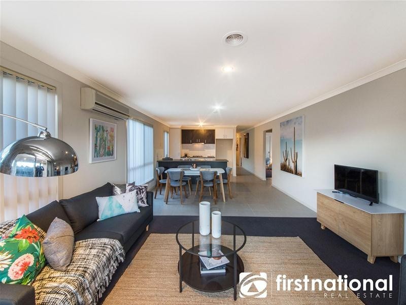 5 Alapont Close, Pakenham VIC 3810