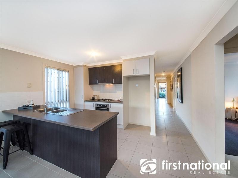 5 Alapont Close, Pakenham VIC 3810