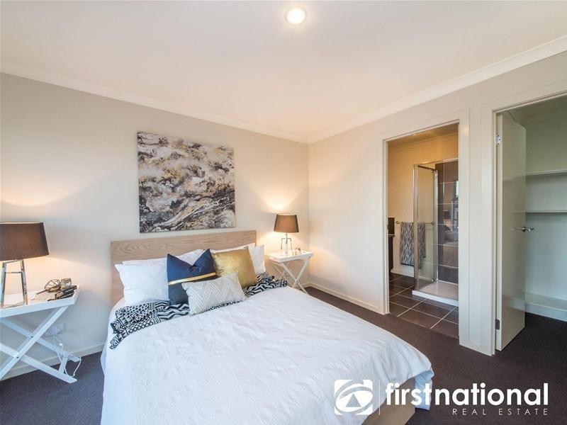 5 Alapont Close, Pakenham VIC 3810